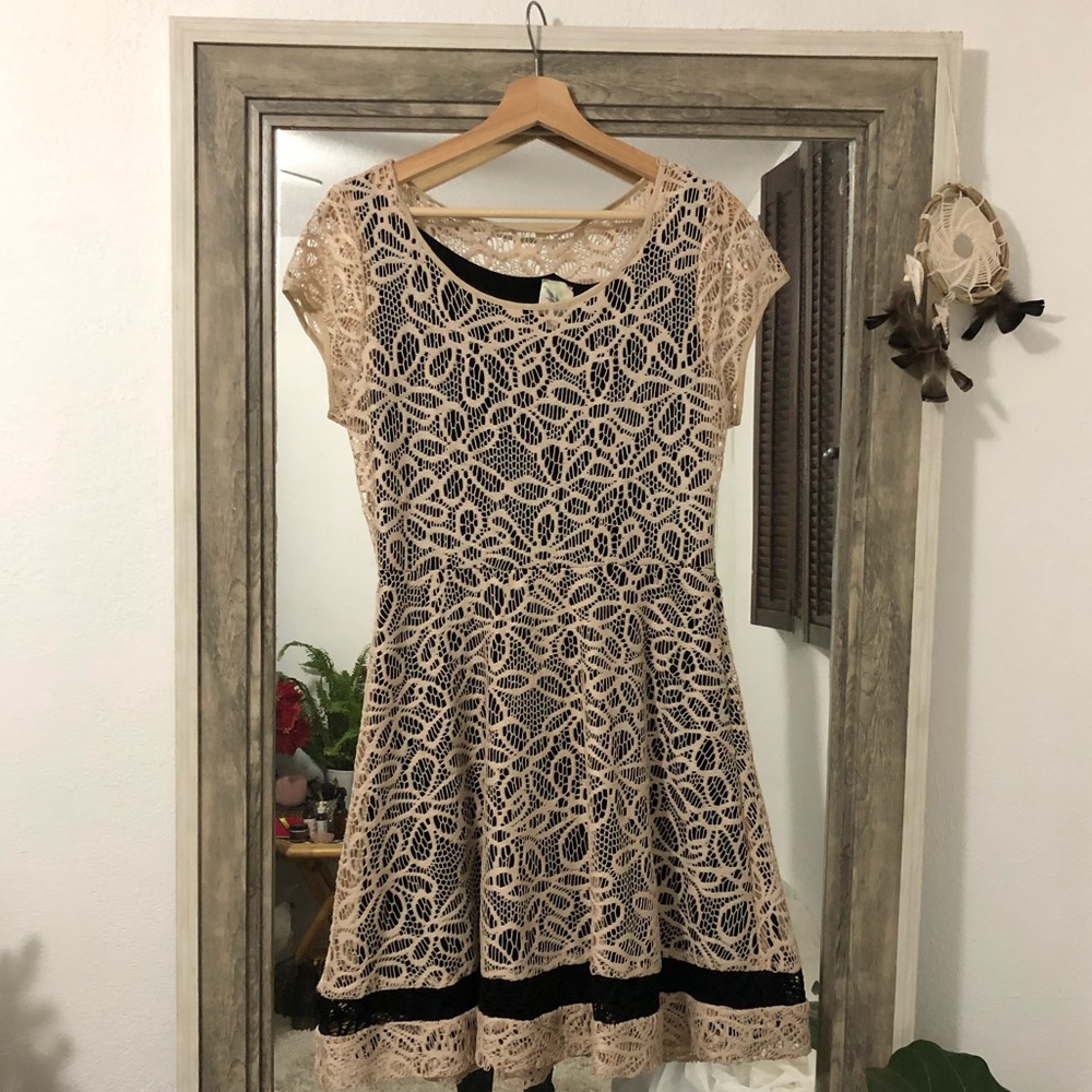 Lace dress